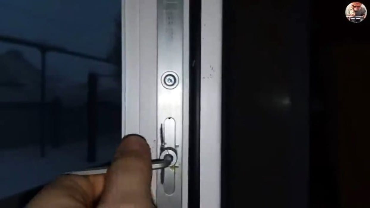 Как без особых усилий перевести пластиковые окна на зимний режим Как без особых усилий перевести пластиковые окна на зимний режим