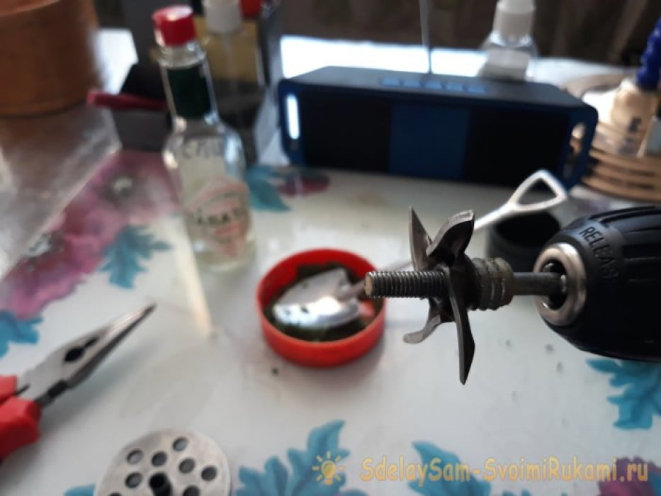 Как правильно заточить ножи мясорубки