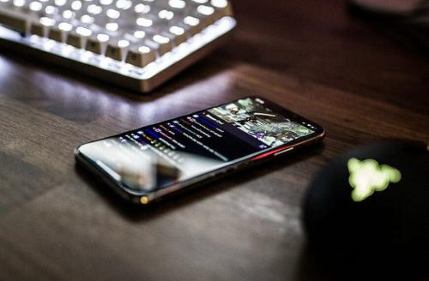 В групповых чатах за мат наказывают рублём