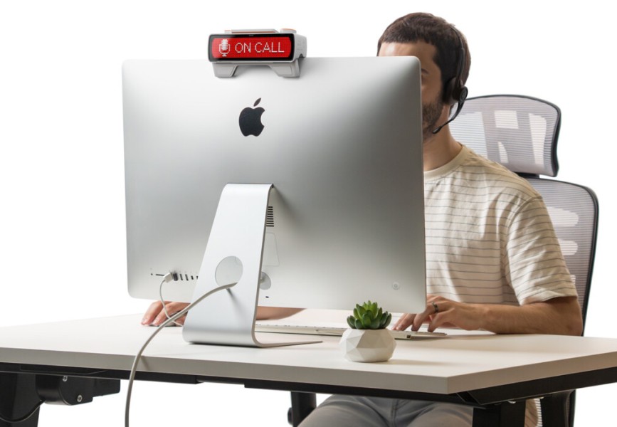 Разработчики &laquo;тамагочи для хакеров&raquo; Flipper Zero показали новое устройство &mdash; LED-табличку со статусами за $189