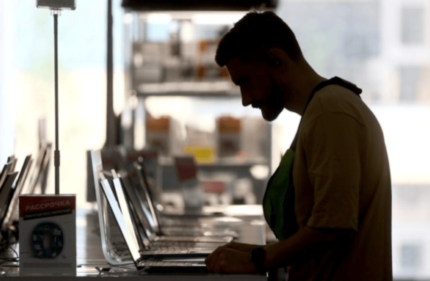 Российские производители электроники попросили ограничить параллельный импорт ноутбуков, смартфонов и планшетов