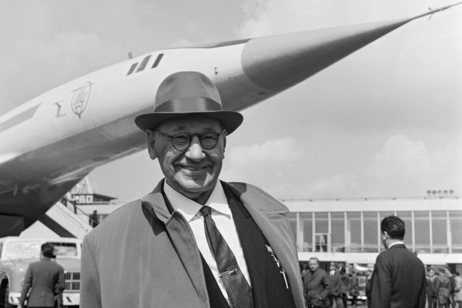 Создатель «Стрижей» и Ту-144: как конструктор Алексей Туполев оказался в тени великого отца Создатель «Стрижей» и Ту-144: как конструктор Алексей Туполев оказался в тени великого отца