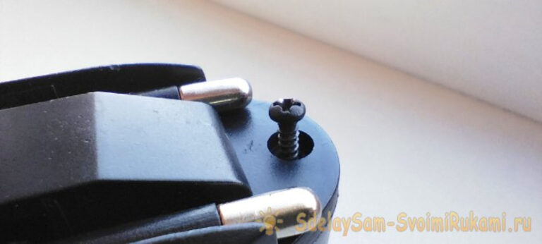 1 хитрость: Как завернуть саморез повторно?