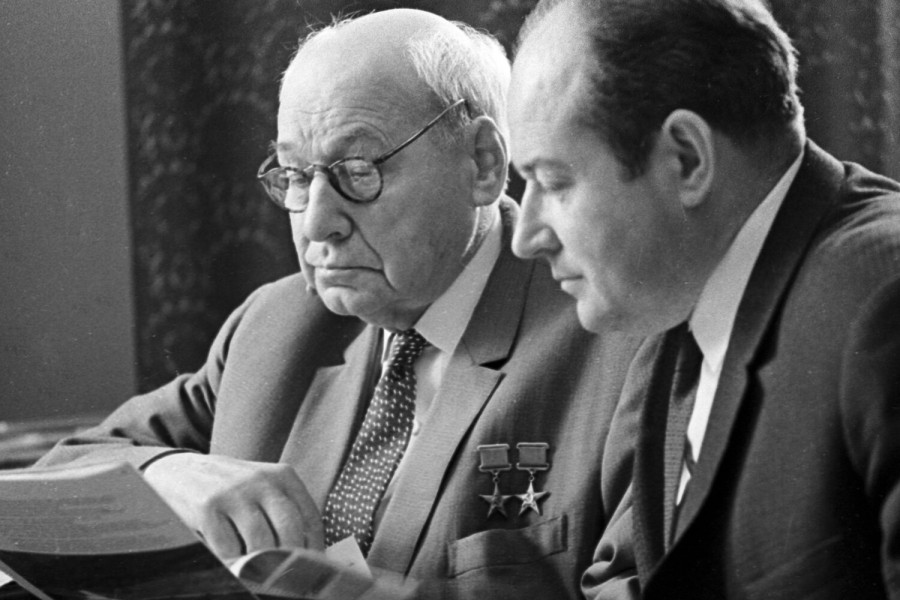 Создатель «Стрижей» и Ту-144: как конструктор Алексей Туполев оказался в тени великого отца Создатель «Стрижей» и Ту-144: как конструктор Алексей Туполев оказался в тени великого отца