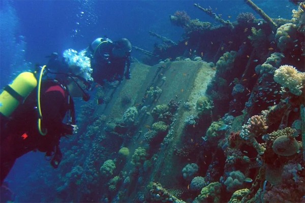 МКС на морском дне — что за подводные деревни предложил построить Жак-Ив Кусто МКС на морском дне — что за подводные деревни предложил построить Жак-Ив Кусто