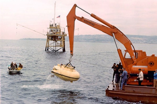 МКС на морском дне — что за подводные деревни предложил построить Жак-Ив Кусто МКС на морском дне — что за подводные деревни предложил построить Жак-Ив Кусто