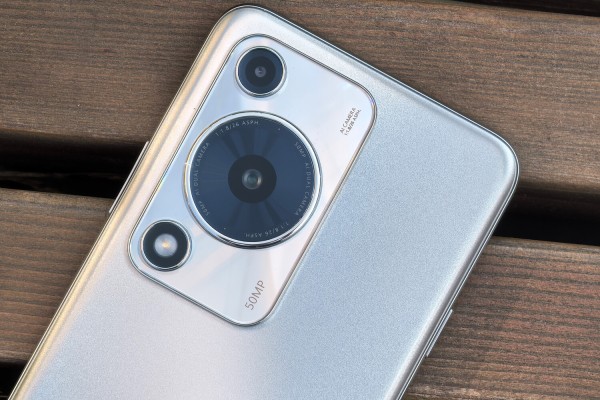 HUAWEI nova Y63: красивый смартфон с живучим аккумулятором недорого HUAWEI nova Y63: красивый смартфон с живучим аккумулятором недорого