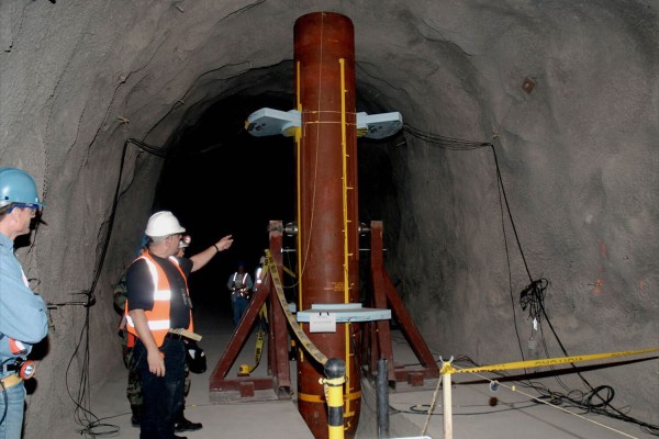 Супервзрыв или рейд спецназа? Как Израиль может уничтожить секретный ядерный комплекс Ирана