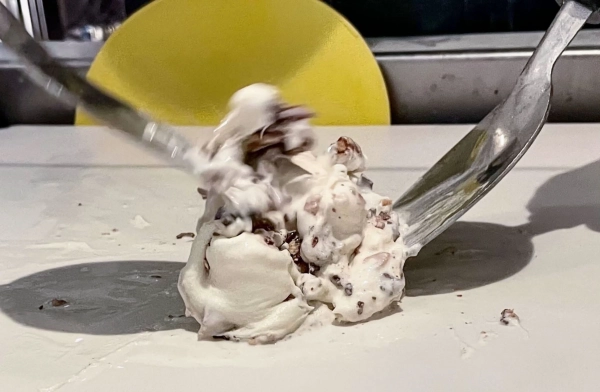 Революция миксов 3 растаявшее мороженое на прилавке