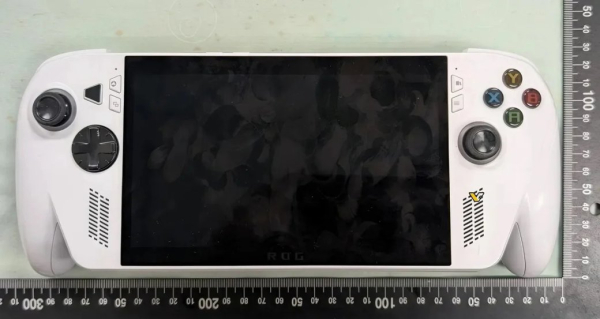 В сети появились фото возможной портативки Xbox и ASUS, конкурента Steam Deck 2 9f1431c4d0ade6579521d7c90f96e128.jpg