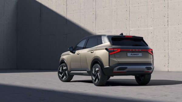 «АвтоВАЗ» представил кроссовер Lada Azimut