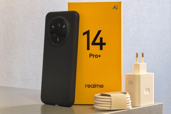 Смартфон-хамелеон с тройной камерой: обзор на Realme 14 Pro+ Смартфон-хамелеон с тройной камерой: обзор на Realme 14 Pro+