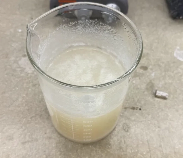 Изображение может содержать ингредиенты для приготовления и замачивания напитка в чашке молока