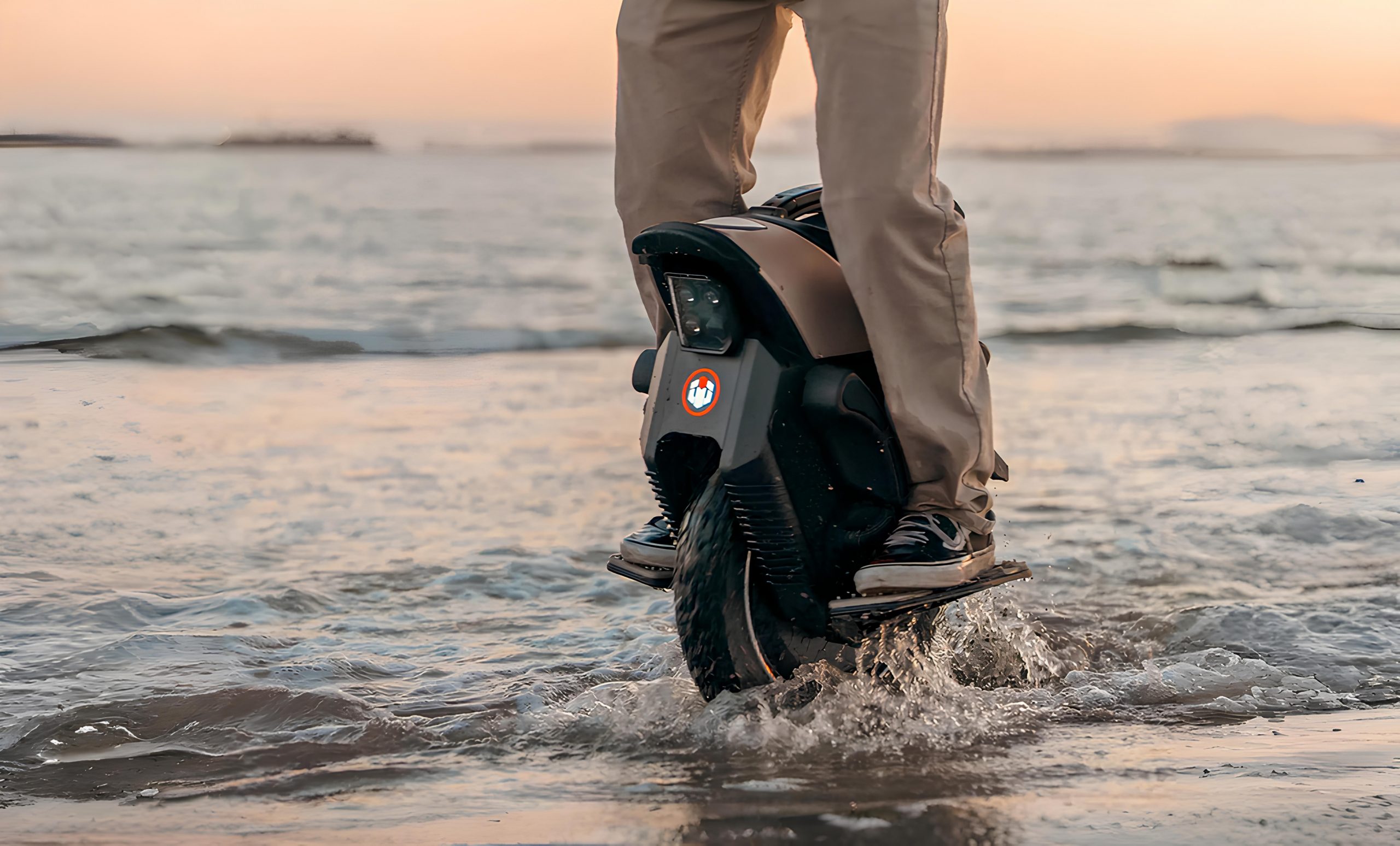 InMotion_V12S_1 InMotion_V12S_1