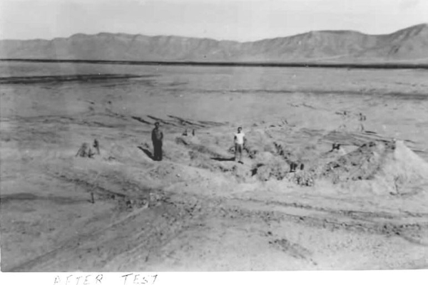 «Землю залил обжигающий свет»: как выглядел первый в истории ядерный взрыв «Тринити» «Землю залил обжигающий свет»: как выглядел первый в истории ядерный взрыв «Тринити»