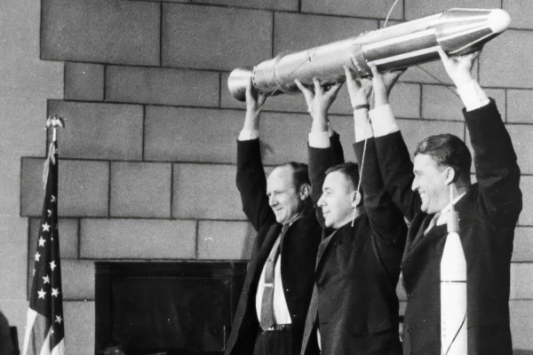 Фон Браун и операция «Завеса»: правда ли США украли ракетную программу у нацистов