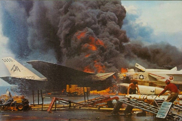 «Самолеты горели, бомбы взрывались»: как&hellip;