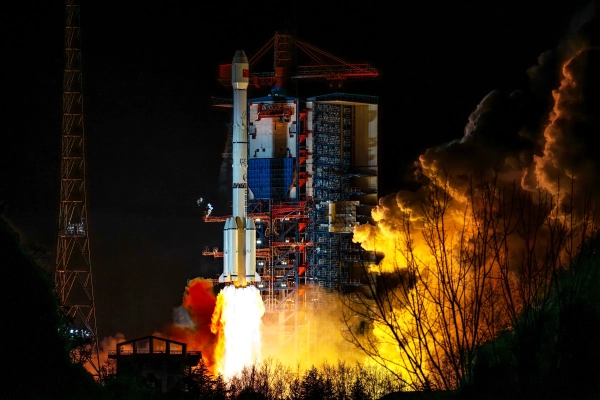 Китай предпринял попытку, возможно, первой в истории орбитальной дозаправки спутника