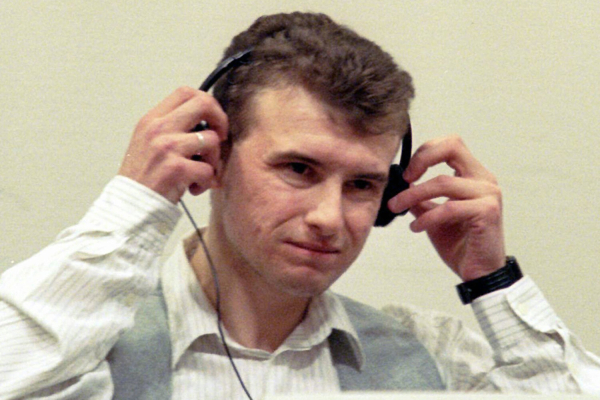 &laquo;Я наступал на&nbsp;мертвецов, которые лежали вокруг&raquo;. За&nbsp;что сербы расстреляли в&nbsp;Сребренице 8000&nbsp;мусульман