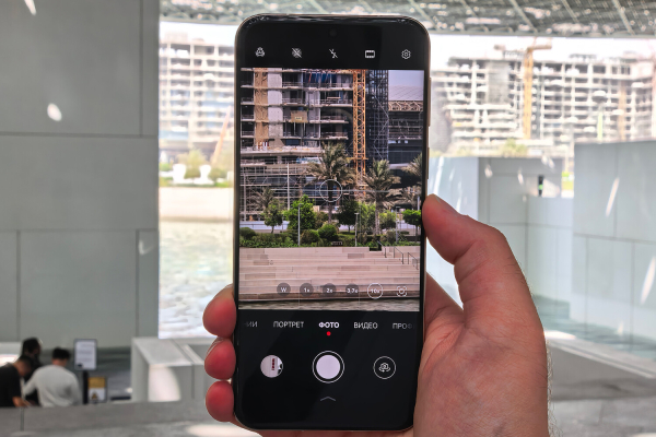 HUAWEI Pura 80&nbsp;Ultra: тяжелый и странный смартфон с&nbsp;отличными камерами