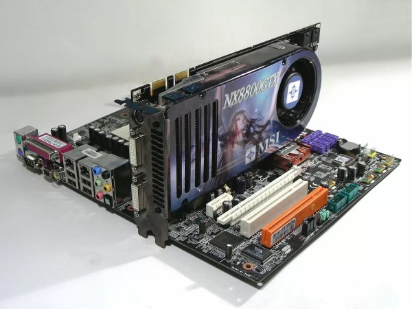 А вы тоже заметили, что чем красивее видеокарта, тем больше энергии она потребляет?