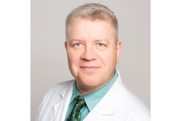 &laquo;Почти все россияне после 45&nbsp;должны принимать статины&raquo;. Кардиолог &mdash; о&nbsp;препаратах от холестерина