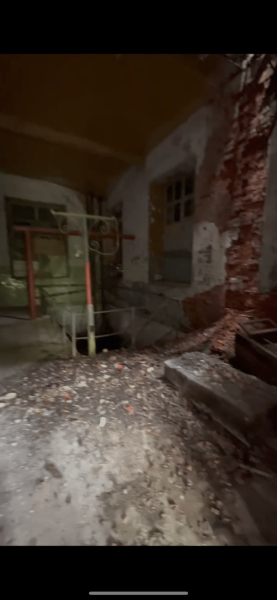 Что мы нашли внутри башни: первые шаги после покупки