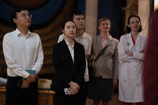 «Будущее – это автоматизация»: научно-клинический лабораторный отдел НМИЦ Блохина посетила делегация Mindray из Китайской Народной Республики