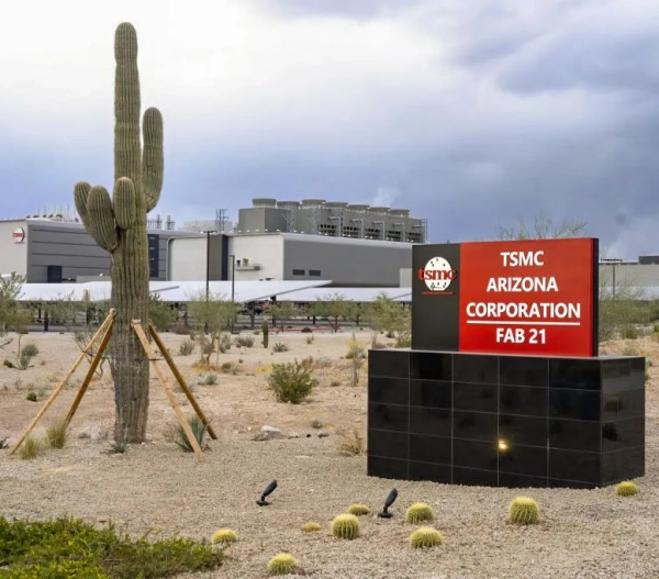 «Кремниевый щит» Тайваня может ослабнуть 2 кактус и знак перед заводом TSMC в Аризоне