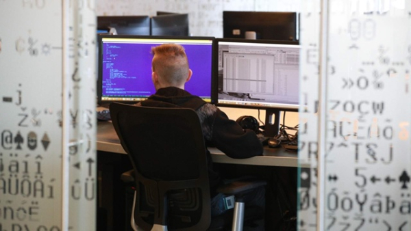 «Стран с цифровым суверенитетом меньше, чем стран с ядерным оружием» 2 1aeeb6a25f49074b33675b8e7139d6f3.jpg