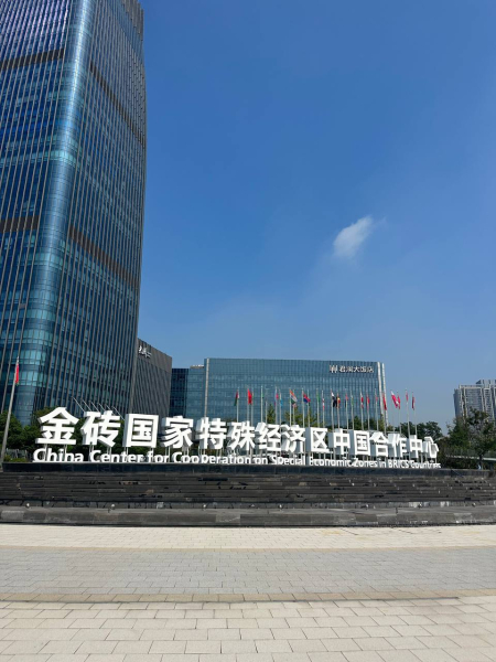 40154884dcc6298e26a091a305ef1e33