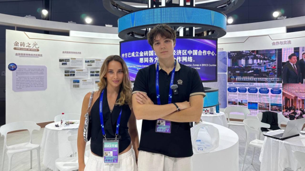 GDTE 2025: роботы дерутся, AI меняет бизнес, а мы нашли клиента на миллиарды — репортаж из Ханчжоу 3 5f8e93f53ed1911a0d5bcc87e322bad7.jpg