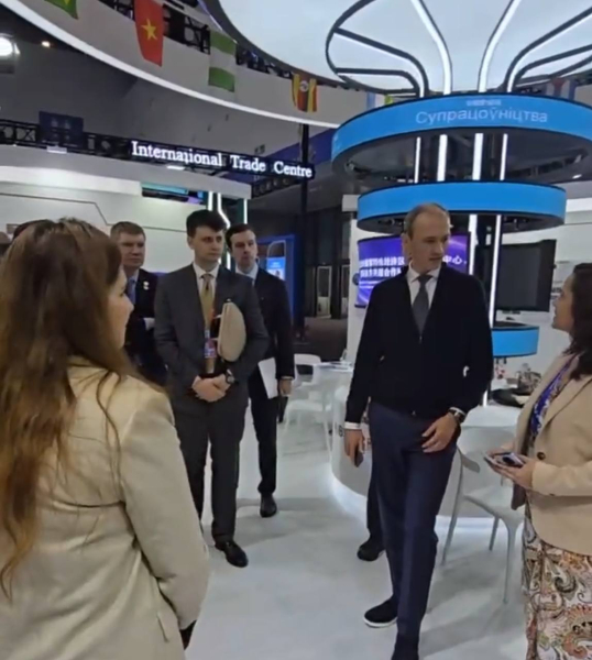 9fff493aaf38d8f7dbf8f14d02e60372