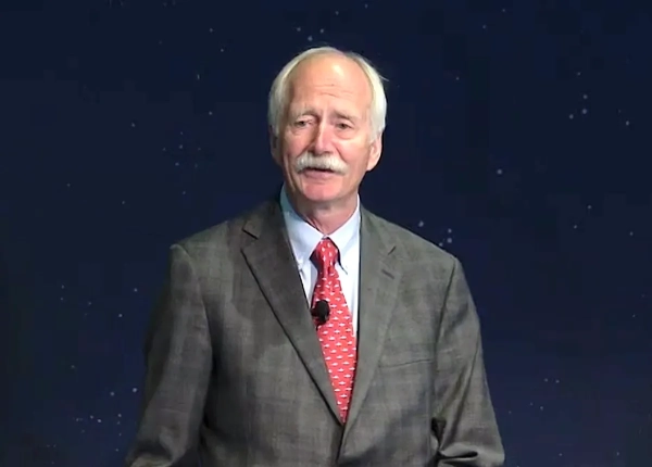 SpaceX планирует провести в 2026 году испытательный орбитальный полет нового поколения космического корабля 2 Билл Герстенмайер, вице-президент SpaceX по надежности сборки и полетов, рассказал о результатах полета Starship Flight 10...