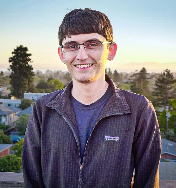 Уильям Кречмер показал, что в теории квантовая криптография могла бы быть безопасной без односторонних функций, которые...