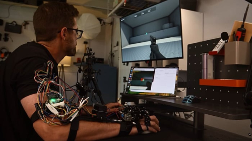 Энтузиаст создал экзоскелет, повышающий его&hellip;