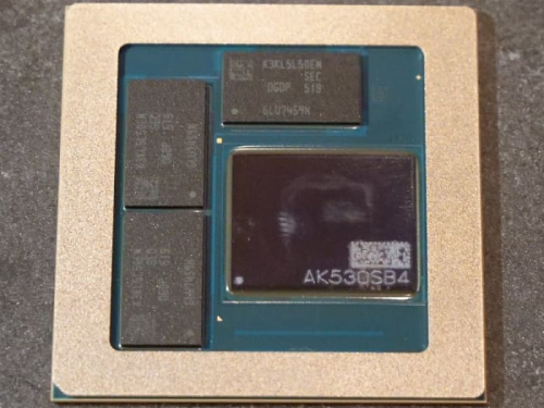 Первый подробный взгляд на упаковку процессора Snapdragon X2 Elite Extreme