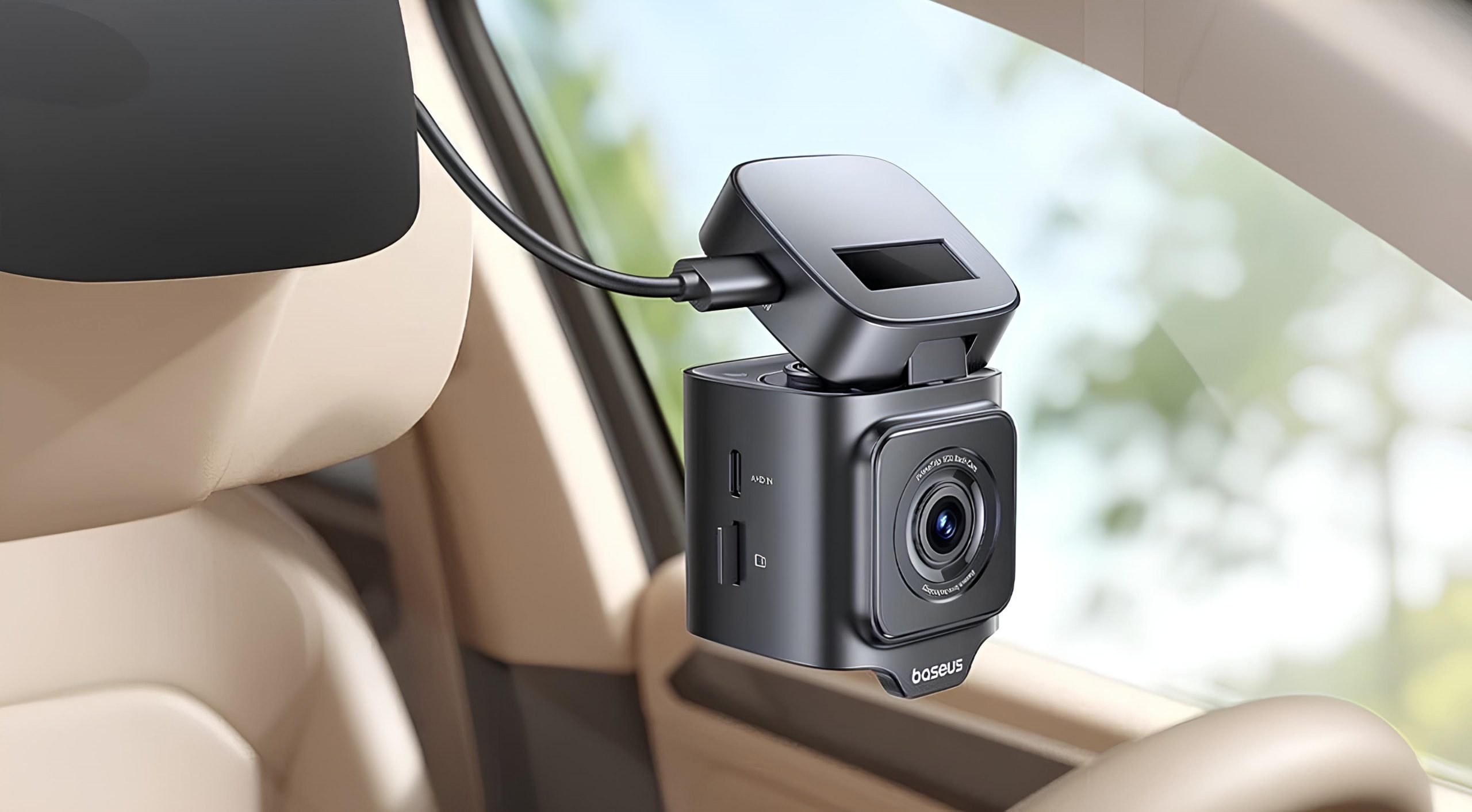 videoregistrator-baseus-1