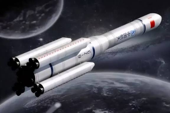 Рендер РН «Чанчжэн-9». Рендер РН «Чанчжэн-9».