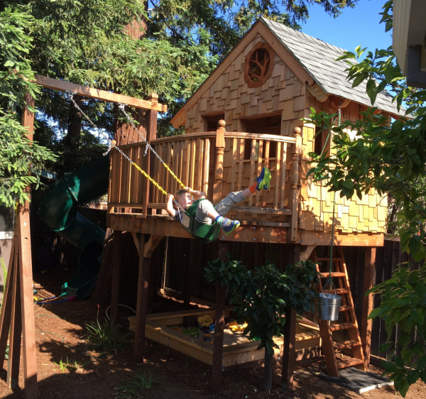 «LLVM для AI». Крис Латтнер и язык программирования Mojo 16 Самодельный деревянный домик