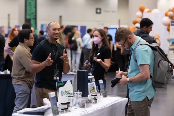 Экспонаты TechCrunch Disrupt 2025 быстро распродаются, а время уходит 2 Выставка TechCrunch Disrupt