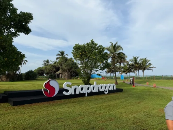 Обзор iPhone 17 Pro Max: оранжевый, вы рады, что аккумулятор больше 8 87990f406e4189057e61045b3e288bb4