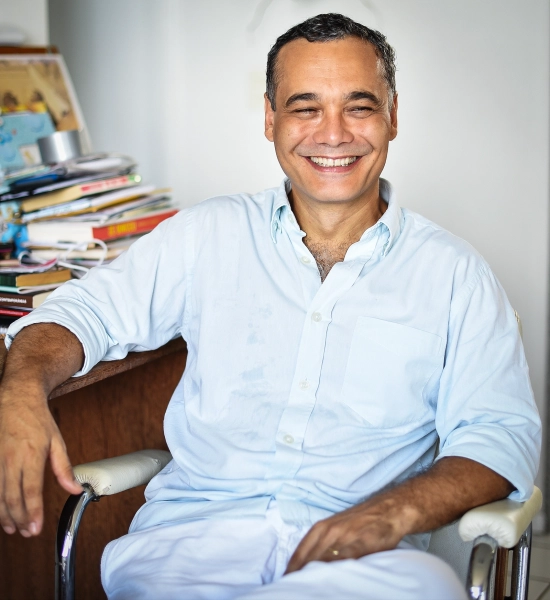 Как мозг переходит от бодрствования ко сну (и обратно) 6 Портрет Сидарты Рибейро