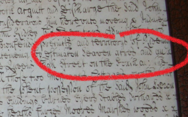 Здесь написано: «…estimacion seaven acres and aux (halfe)…» — «примерно семь с половиной акров». Вот только при чем тут, прости господи, эстимасьон? И почему aux, а не with, который тоже встречается в документе? Здесь написано: «…estimacion seaven acres and aux (halfe)…» — «примерно семь с половиной акров». Вот только при чем тут, прости господи, эстимасьон? И почему aux, а не with, который тоже встречается в документе?