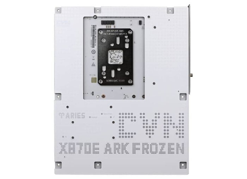 Colorful выпустила первую плату на чипсете X870E, относящейся к серии Ark Frozen