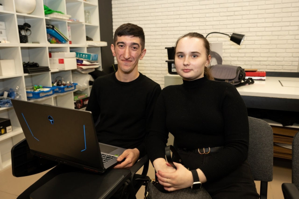 d33ce7b656e7fe46b1d36bc03a1f5a86