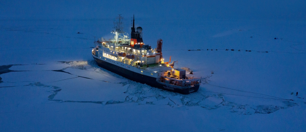 Путешествие к краю льда 5 d88c8244501e20b2b8d871dd85959b78.jpg