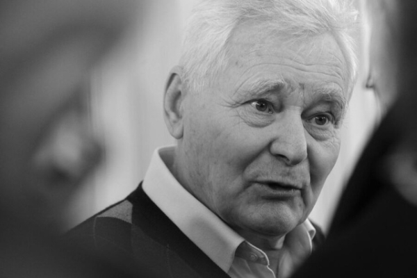 УМЕР СЕРГЕЙ КАРА-МУРЗА