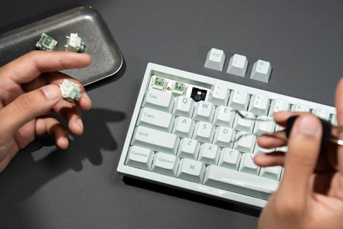 Клавиатура Keychron Q16 HE 8K выполнена из керамики и полагается на магнитные свичи Клавиатура Keychron Q16 HE 8K выполнена из керамики и полагается на магнитные свичи