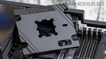 Комплект поставки платы X870E AORUS XTREME X3D AI TOP включает термокружку и штопор